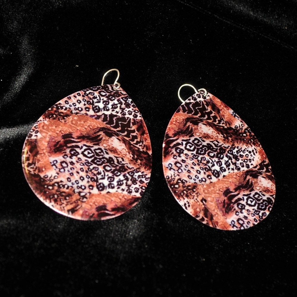 Cheetah / Leopard‎ Tear Drop Earrings 8036